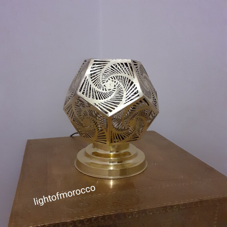 Moroccan Handmade Brass Table Lamp (Atheer)