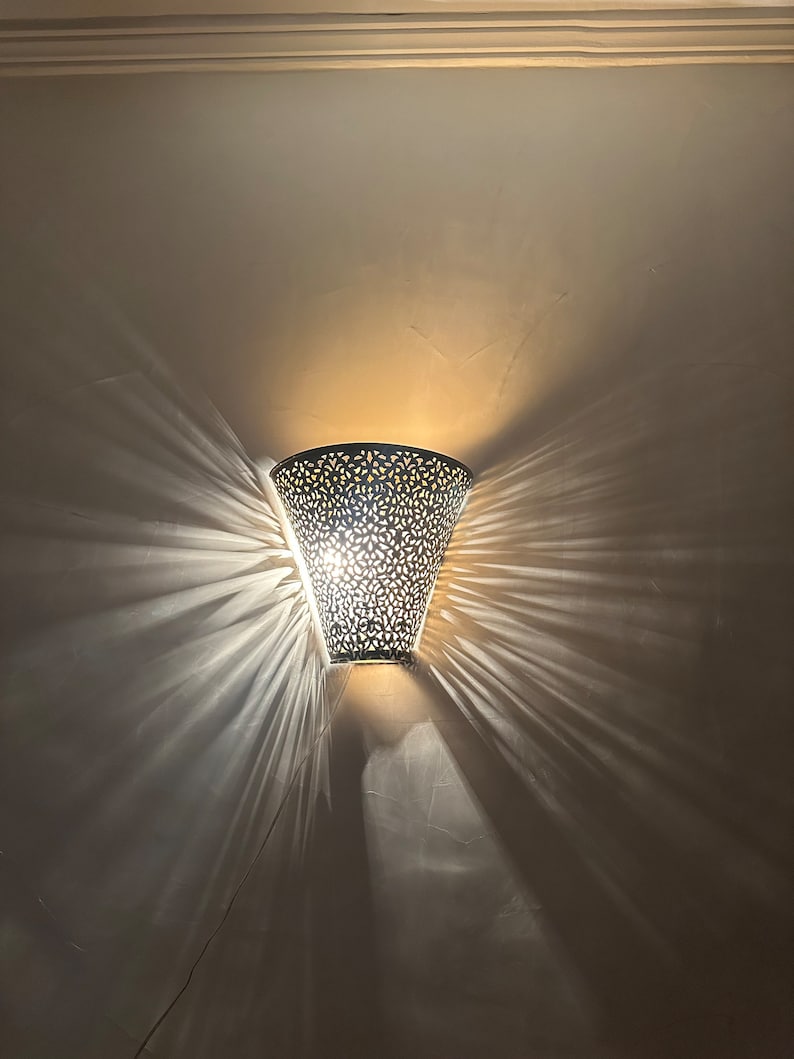 Moroccan handmade sconce brass wall light (Eman)