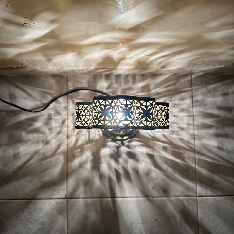 Moroccan Handmade Brass Table Lamp (Nujud)