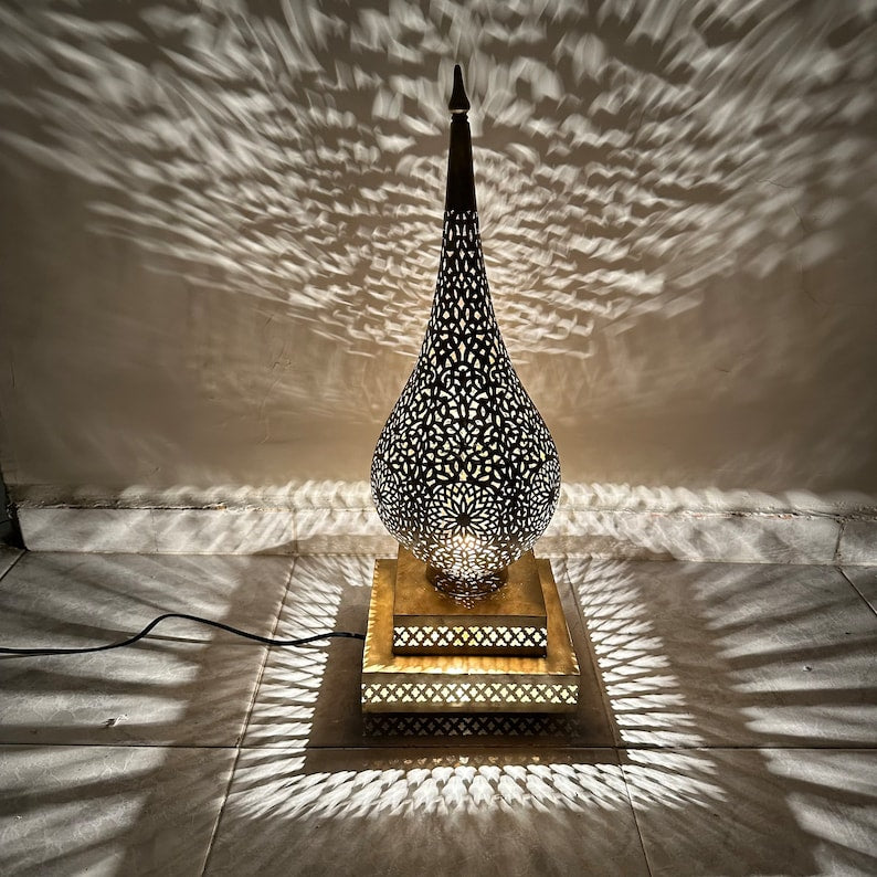 Moroccan Handmade Brass Table Lamp (Khulood)