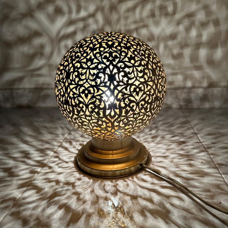 Order by Size : Moroccan Handmade Brass Table Lamp (Tifawt)