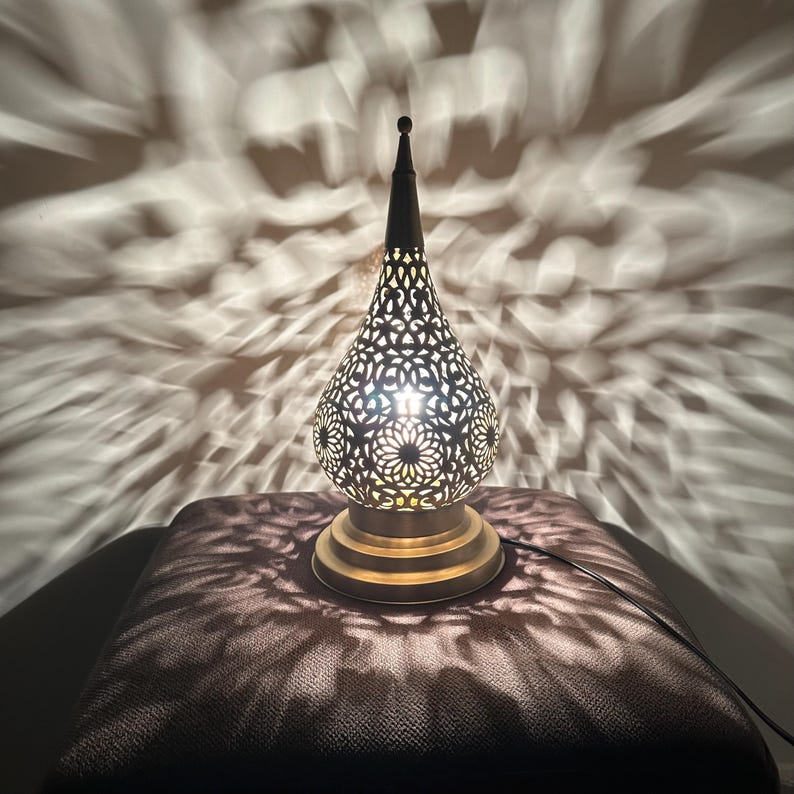Moroccan Handmade Brass Table Lamp (Aysha)