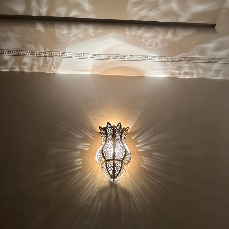 Moroccan handmade sconce brass wall light (Nawal)