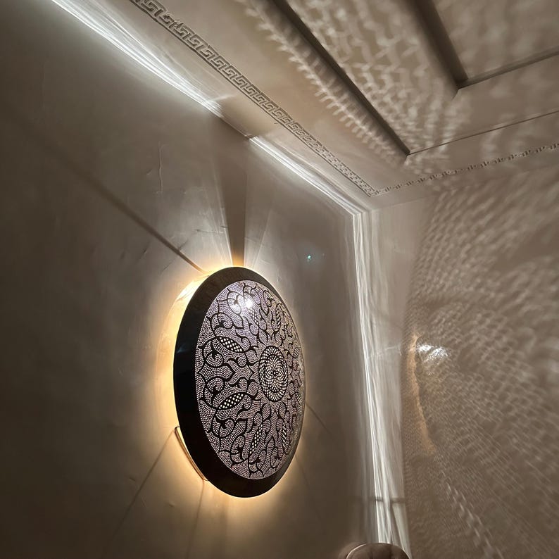 Order by Size : Moroccan handmade brass round wall light lamp (Essaouira)