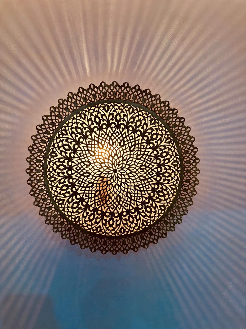 Order by Size : Moroccan handmade brass round wall light lamp (Merzouga)