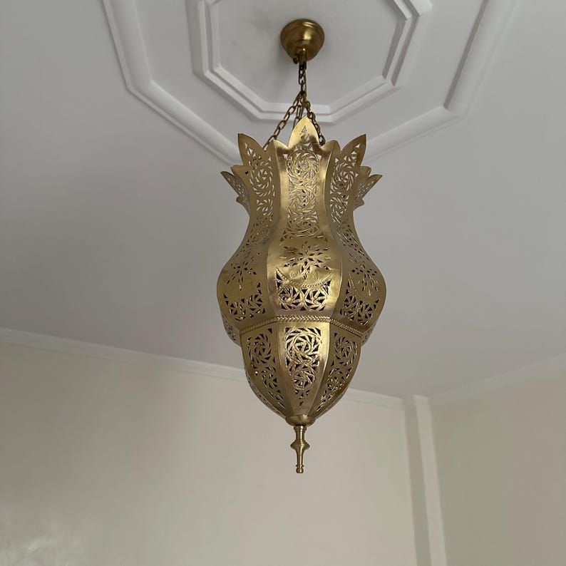 Order by Size : Moroccan Handmade Brass Ceiling Pendant Light (Iṭṭu)