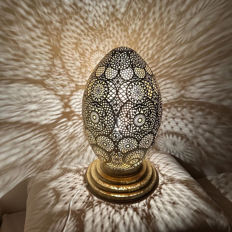 Moroccan Handmade Brass Table Lamp (Khitam)