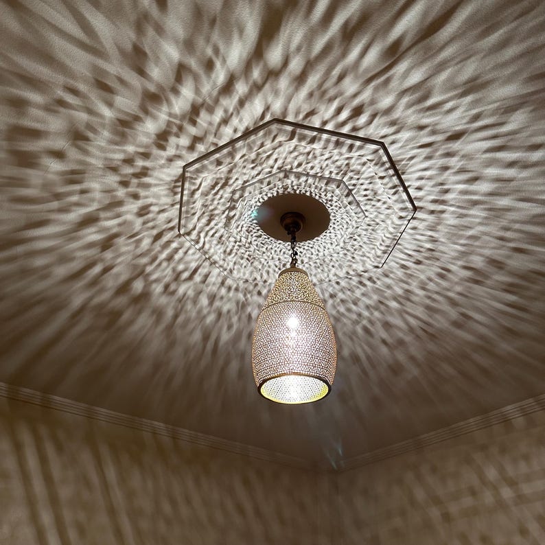 Moroccan Handmade Brass Ceiling Pendant Light (Hennuba)