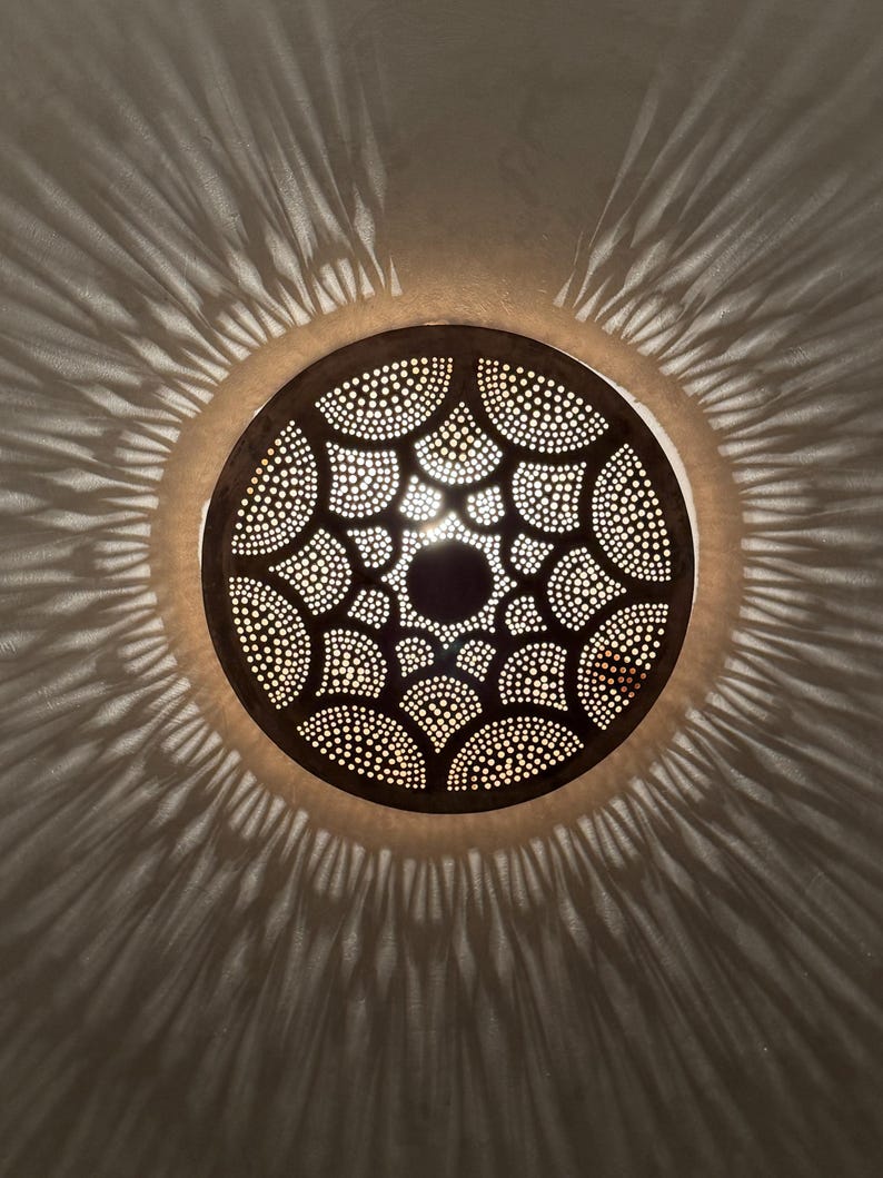 Order by Size : Moroccan handmade brass round wall light lamp (Taliouine)
