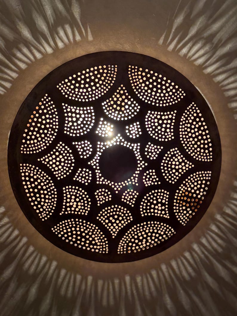 Order by Size : Moroccan handmade brass round wall light lamp (Taliouine)