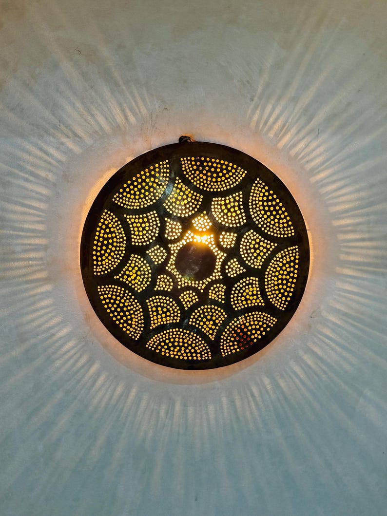 Order by Size : Moroccan handmade brass round wall light lamp (Taliouine)