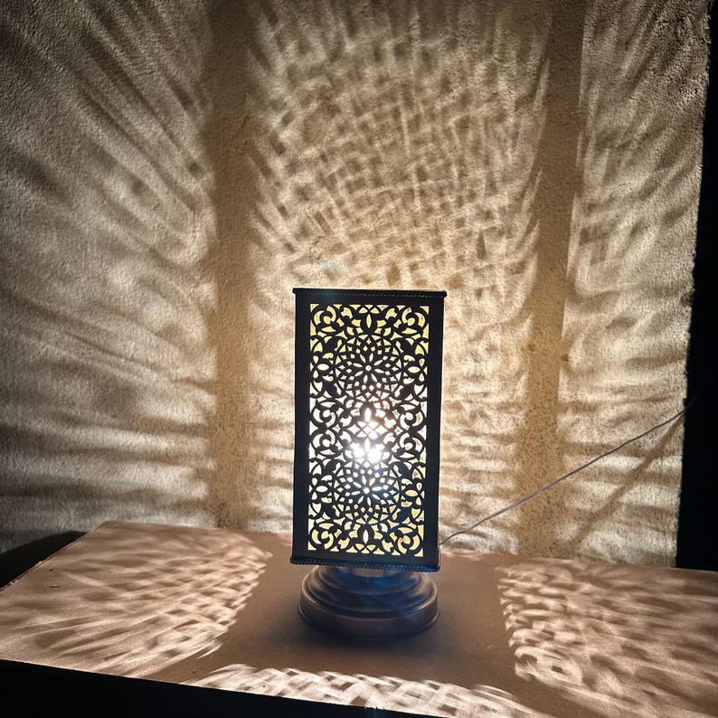 Order by Size : Moroccan Handmade Brass Table Lamp (Tafukt)
