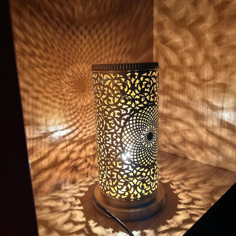 Moroccan Handmade Brass Table Lamp (Lama)
