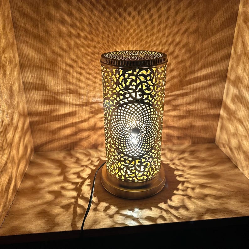Moroccan Handmade Brass Table Lamp (Lama)