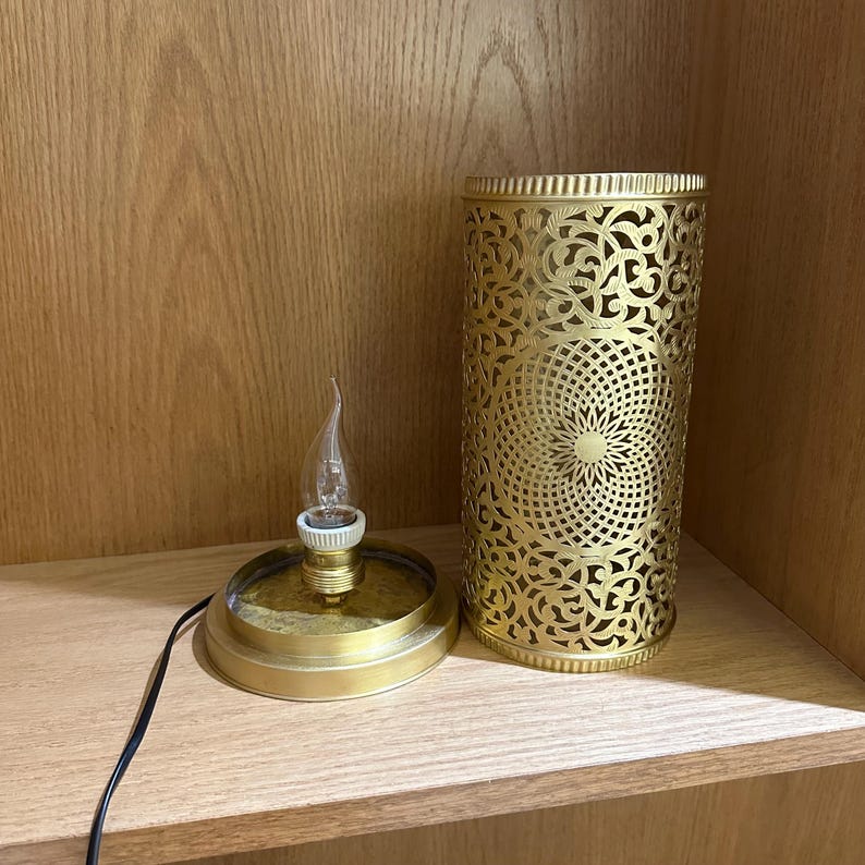 Moroccan Handmade Brass Table Lamp (Lama)