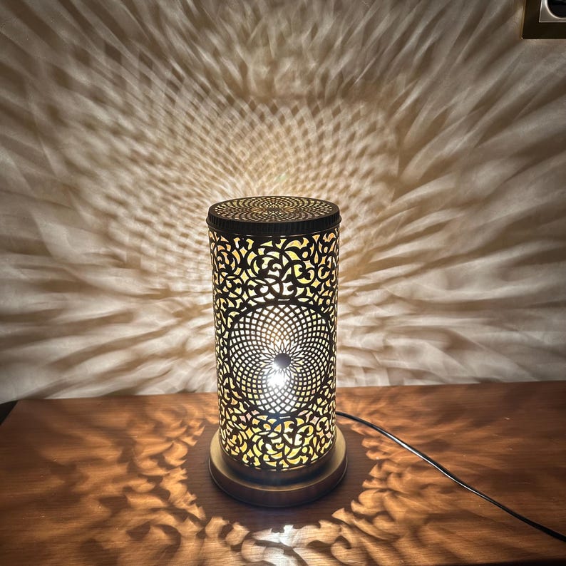 Moroccan Handmade Brass Table Lamp (Lama)