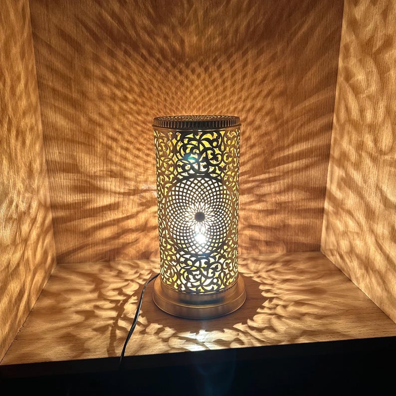 Moroccan Handmade Brass Table Lamp (Lama)