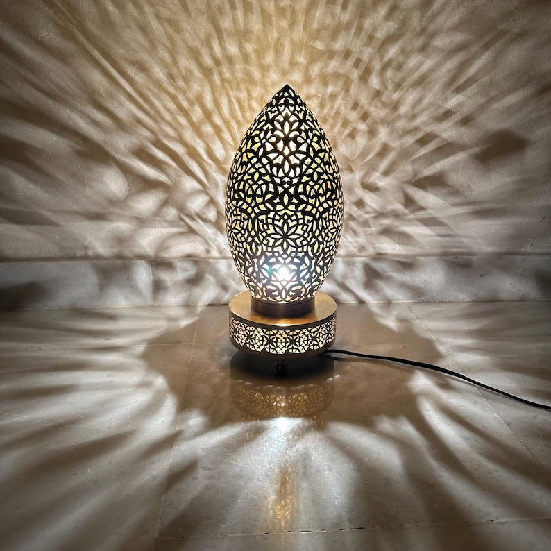 Moroccan Handmade Brass Table Lamp (Adrar)