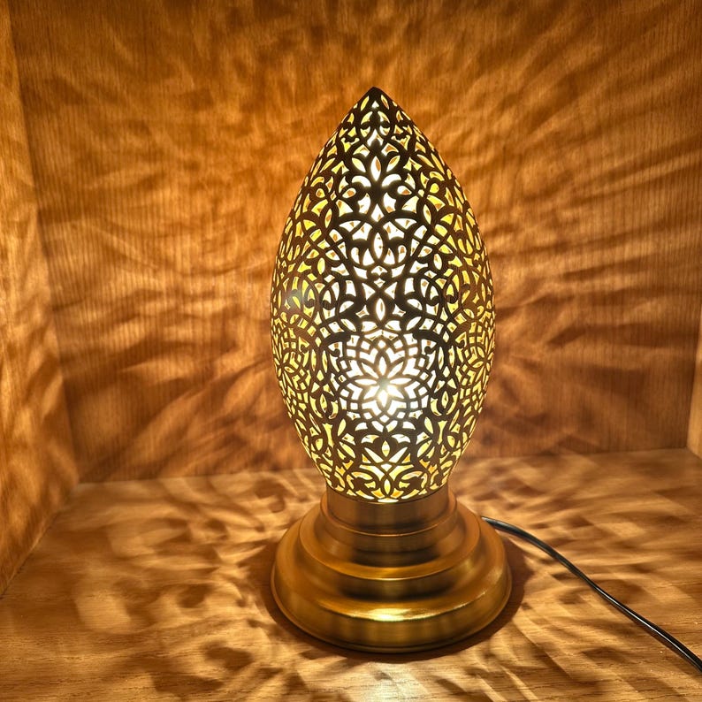 Moroccan Handmade Brass Table Lamp (Hoor)