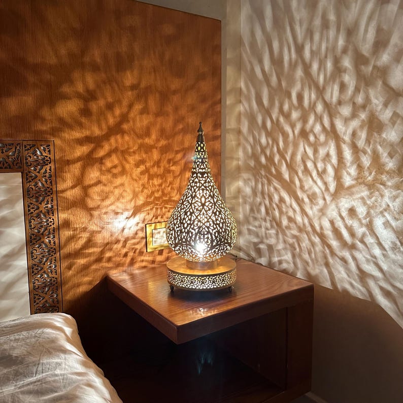 Moroccan Handmade Brass Table Lamp (Bahar)