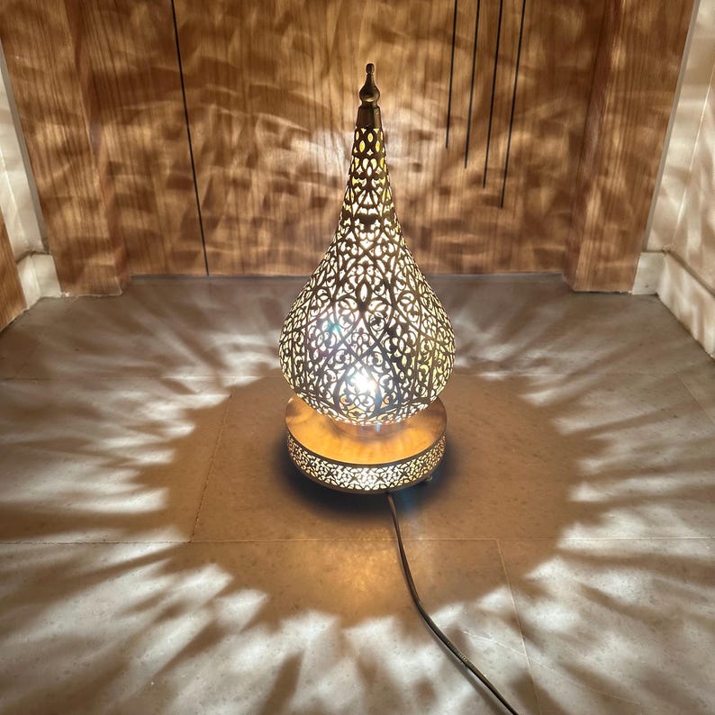 Moroccan Handmade Brass Table Lamp (Bahar)