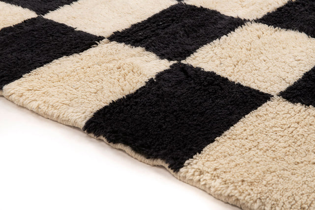 Order by Size: Moroccan Mrit Rug (Samiha)