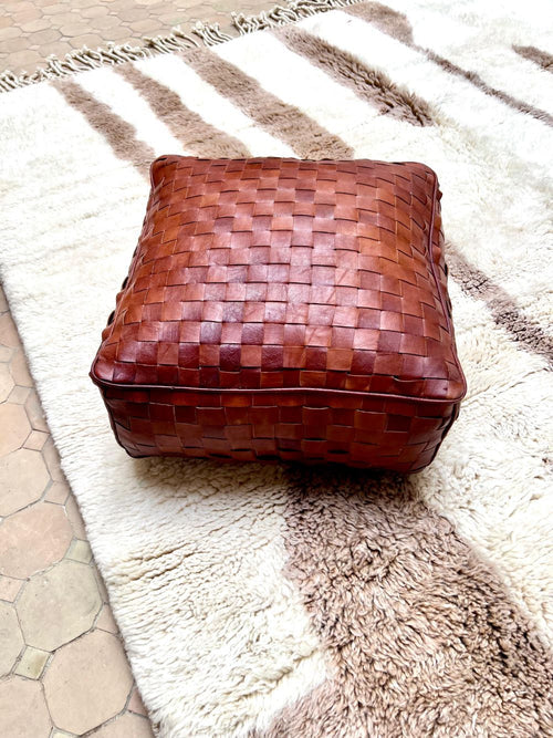 Leather Pouf Tuohi-small