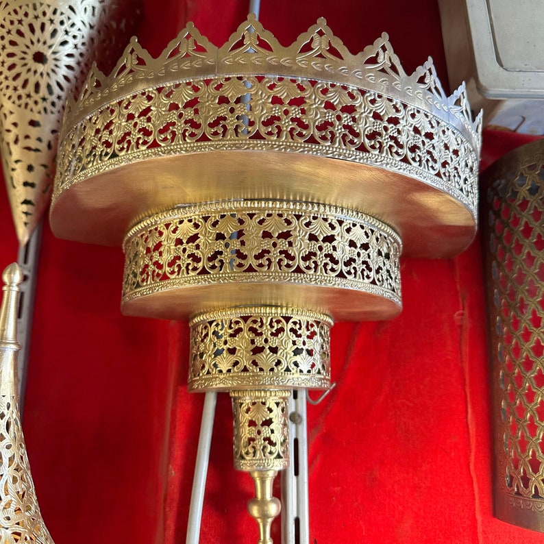 Moroccan handmade sconce brass wall light (Mahira)