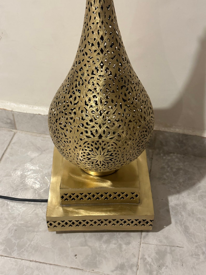 Moroccan Handmade Brass Table Lamp (Khulood)