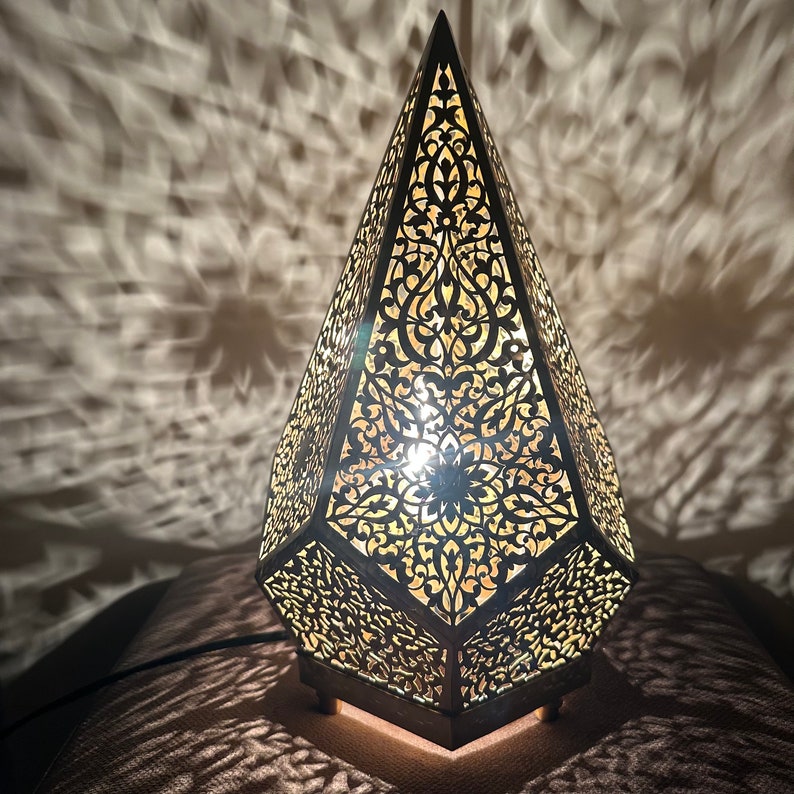 Moroccan Handmade Brass Table Lamp (Lana)