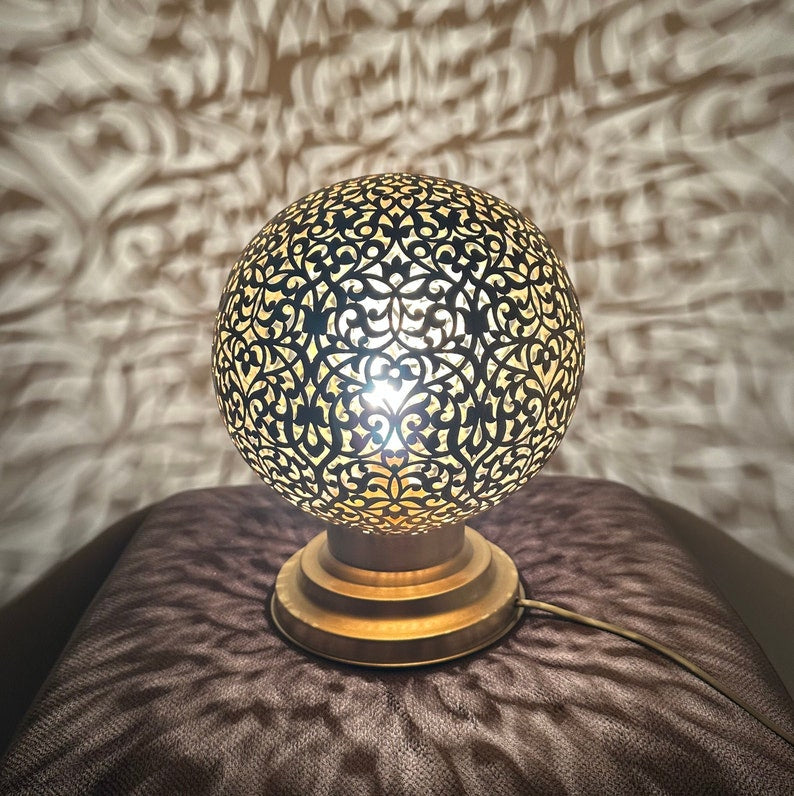 Order by Size : Moroccan Handmade Brass Table Lamp (Tifawt)