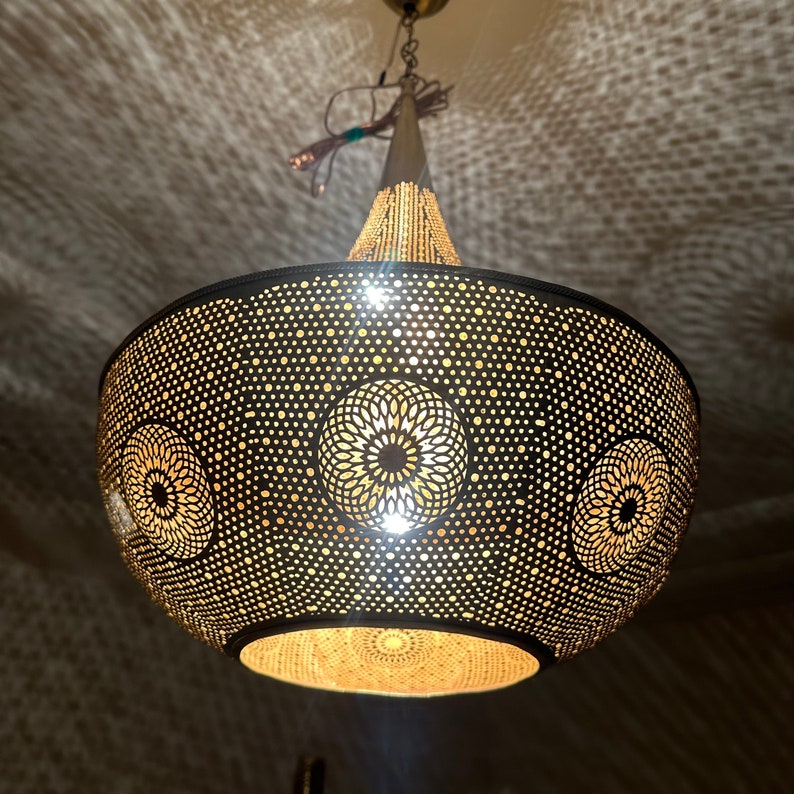 Moroccan Handmade Brass Ceiling Pendant Light (Lalla)