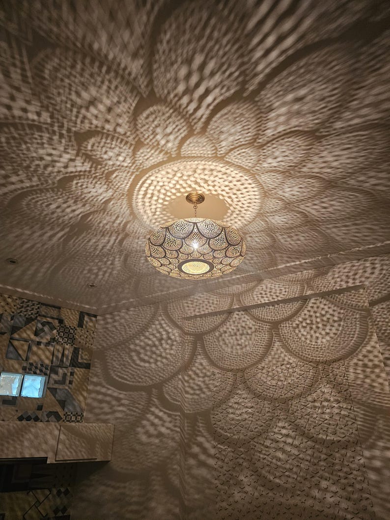 Order by Size : Moroccan handmade brass pendant light  (Yumna)