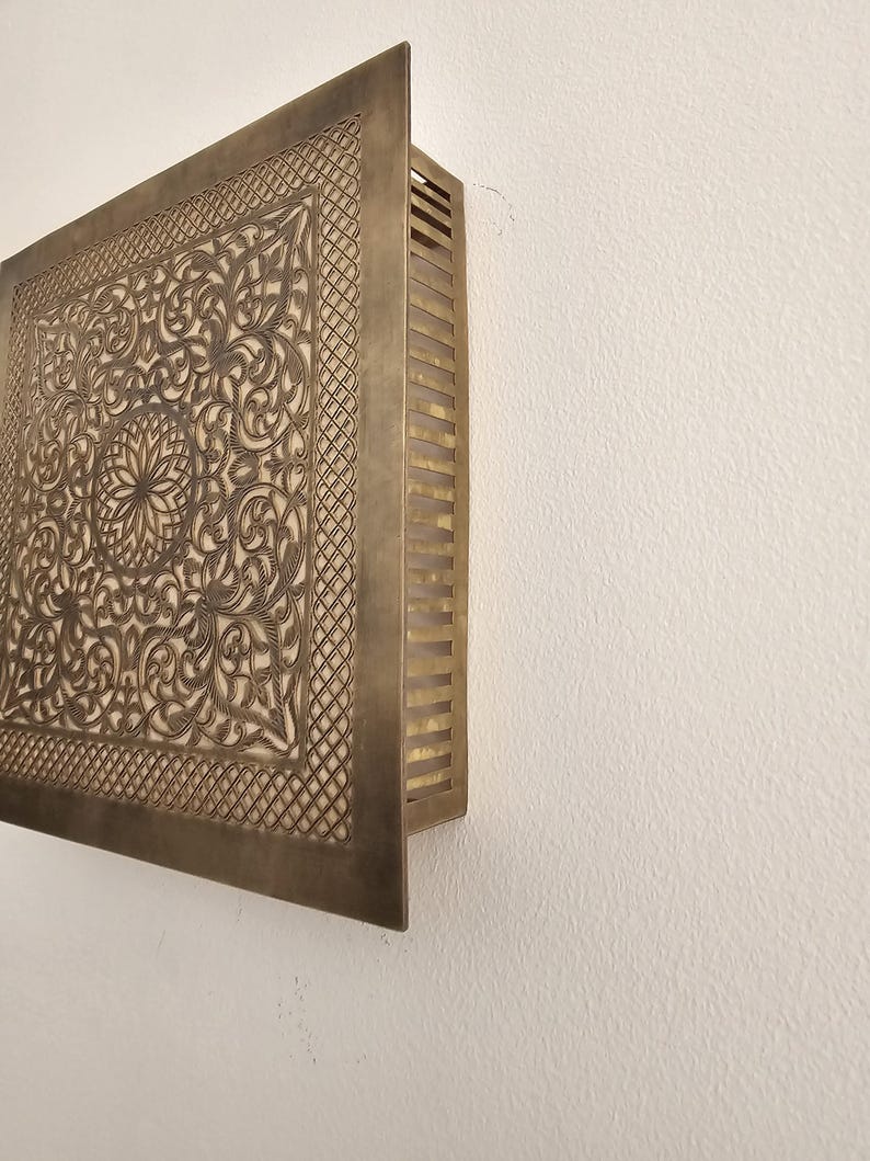 Order by Size : Moroccan handmade brass wall light lamp (dakhla)