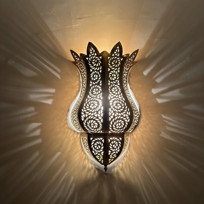 Moroccan handmade sconce brass wall light (Nawal)
