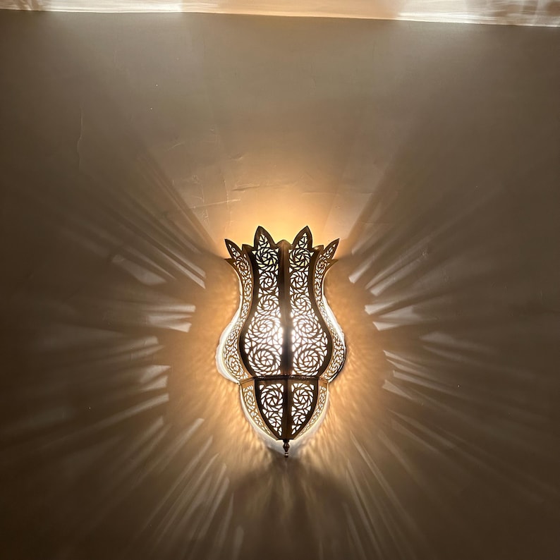 Moroccan handmade sconce brass wall light (Nawal)