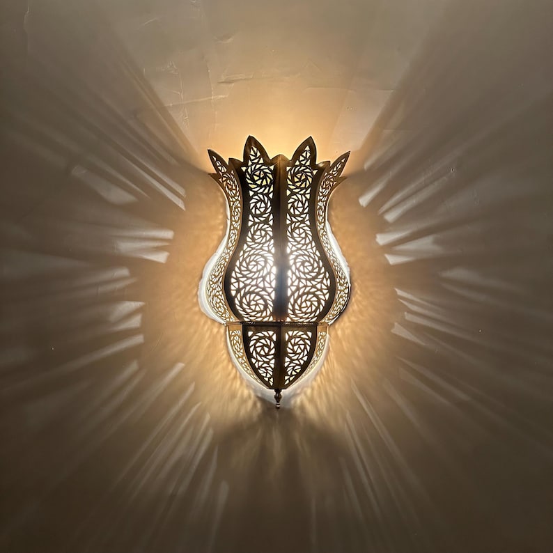 Moroccan handmade sconce brass wall light (Nawal)