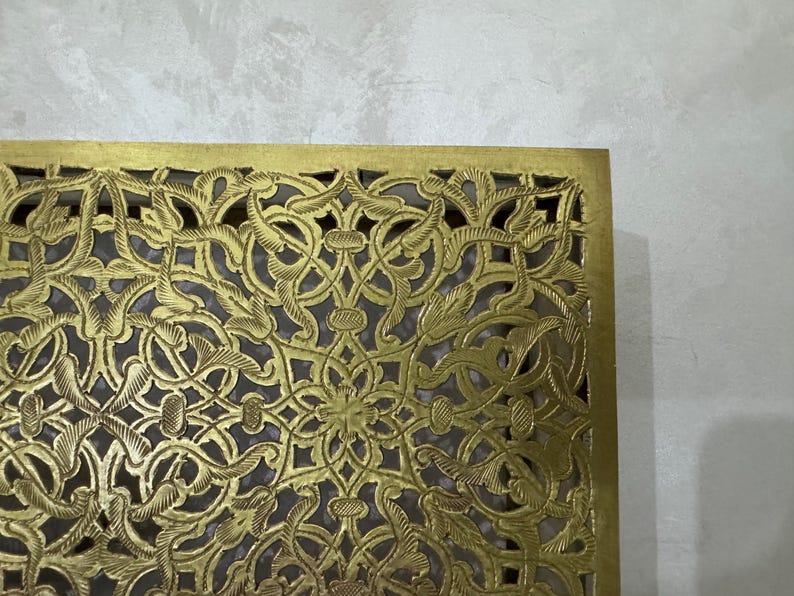Order by Size : Moroccan handmade brass round wall light lamp (Merzouga)