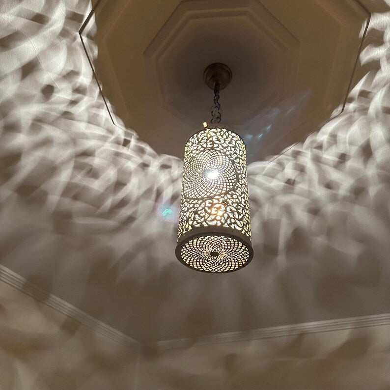 Moroccan Handmade Brass Ceiling Pendant Light (Kunood)
