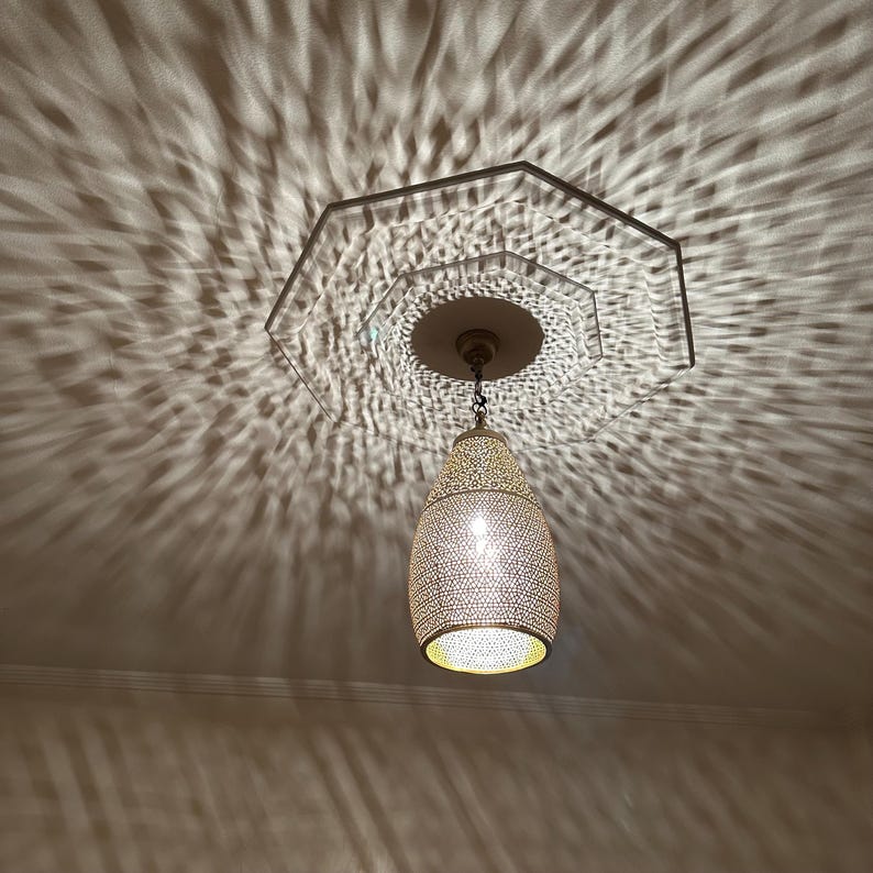 Moroccan Handmade Brass Ceiling Pendant Light (Hennuba)
