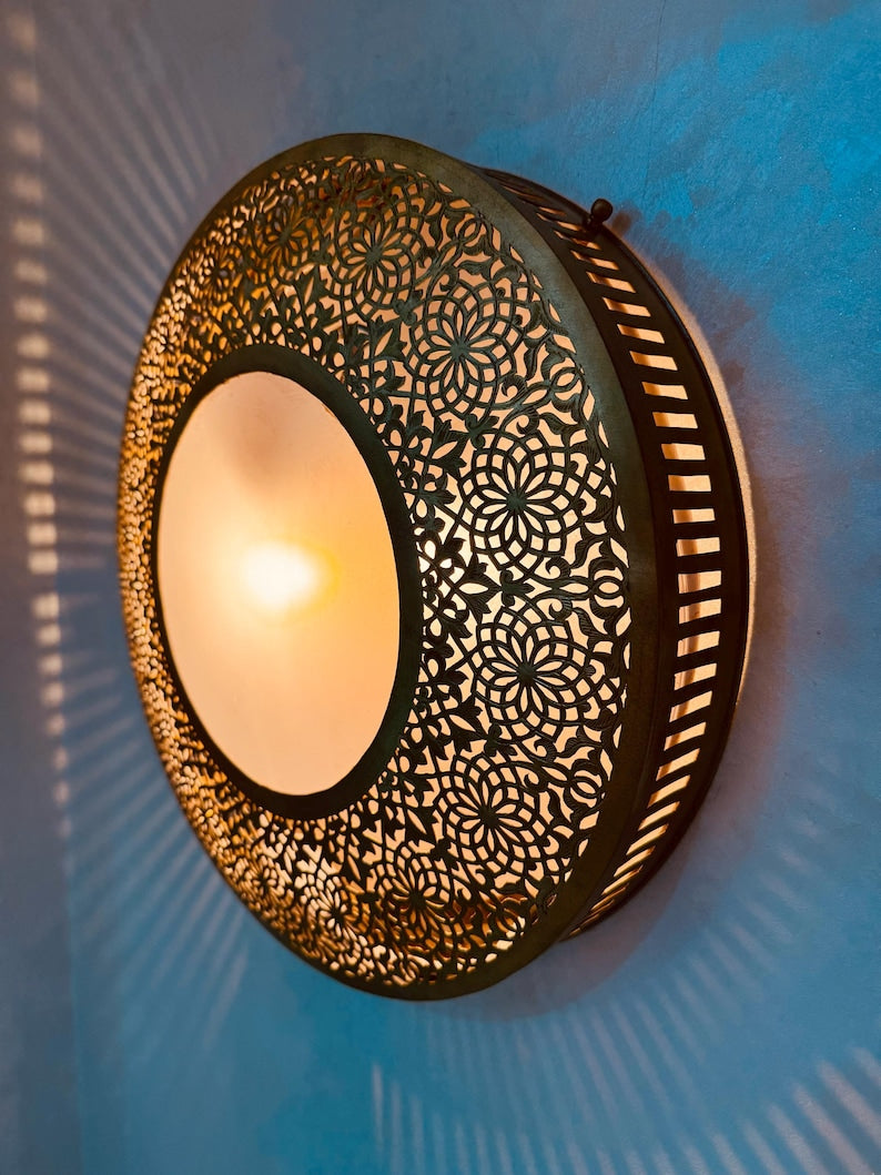 Order by Size : Moroccan handmade brass round wall light lamp (Asila)