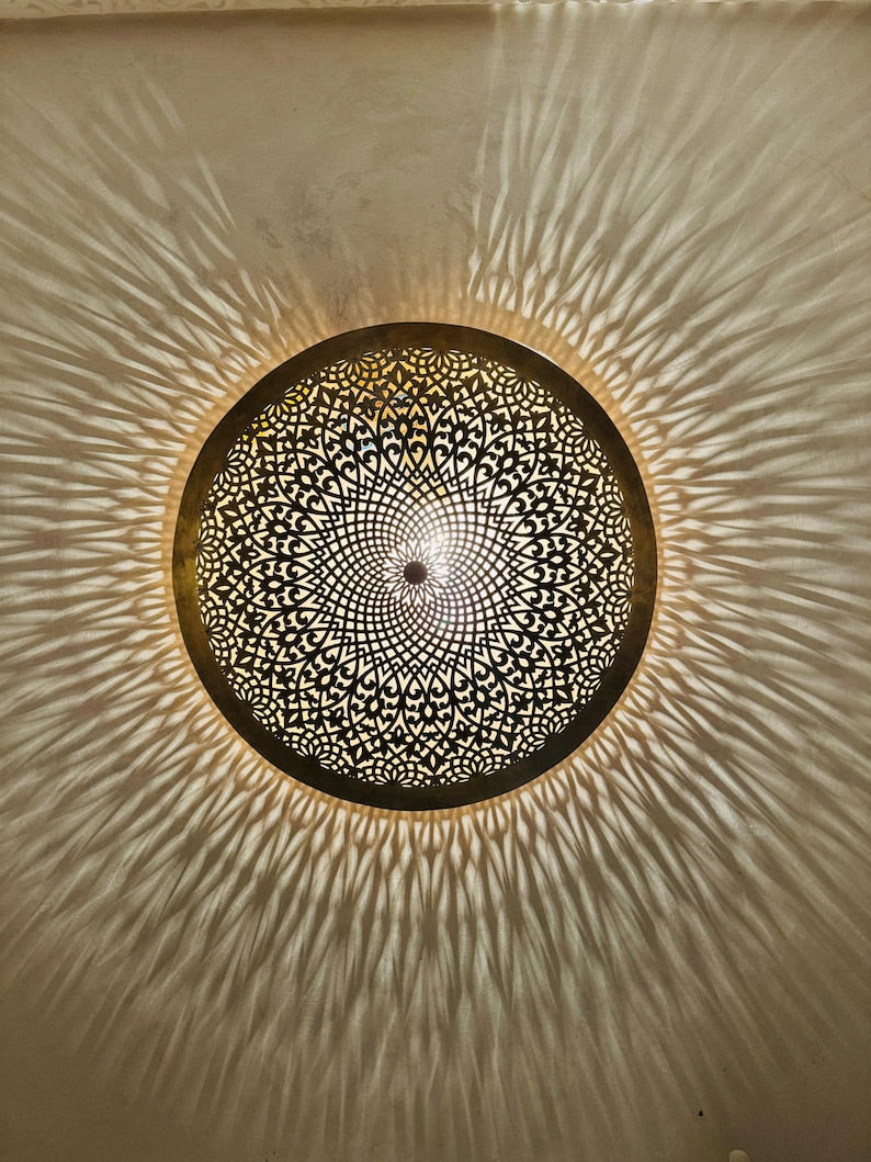 Order by Size : Moroccan handmade brass round wall light lamp (Agdez)