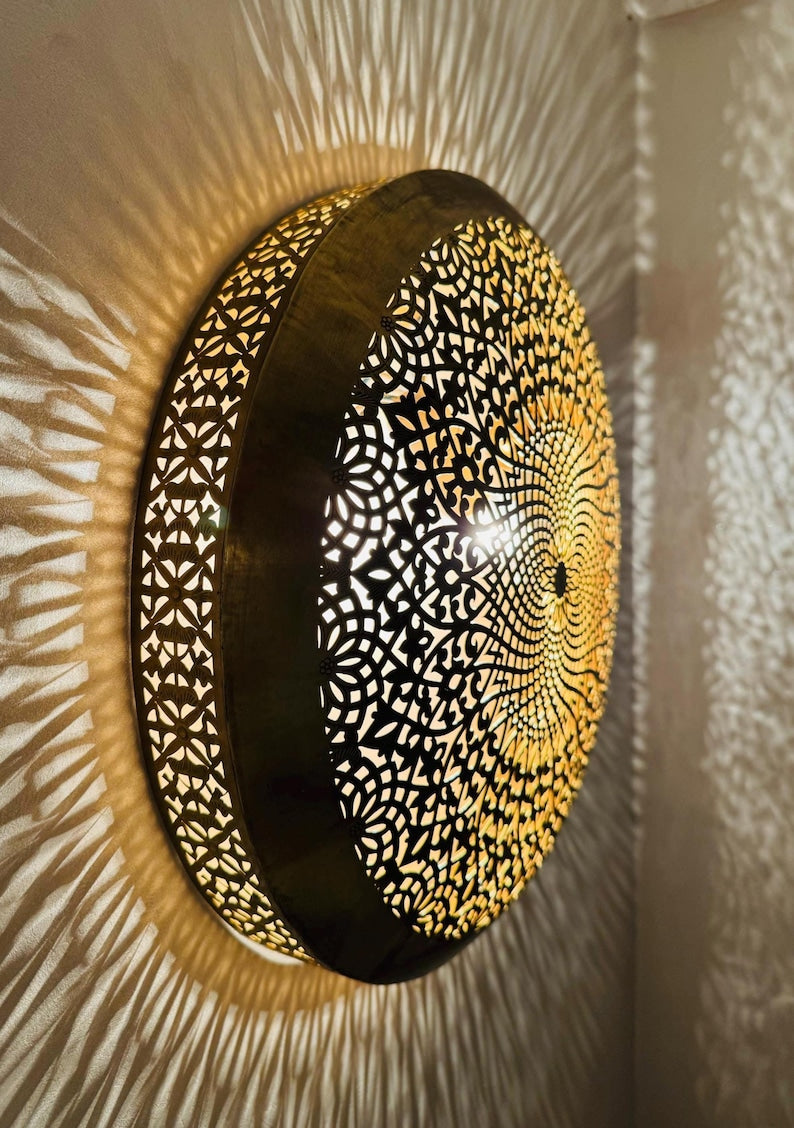 Order by Size : Moroccan handmade brass round wall light lamp (Agdez)