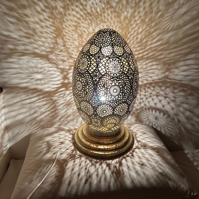 Moroccan Handmade Brass Table Lamp (Khitam)