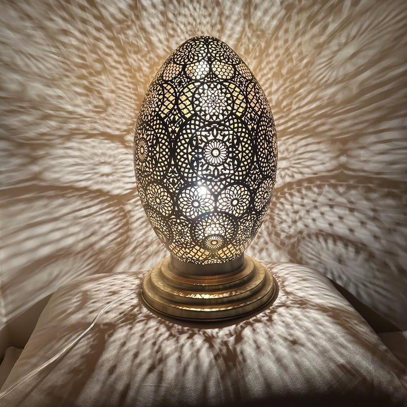 Moroccan Handmade Brass Table Lamp (Khitam)
