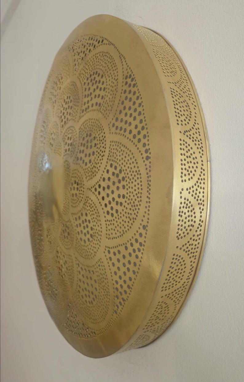 Order by Size : Moroccan handmade brass round wall light lamp (Tamraght)
