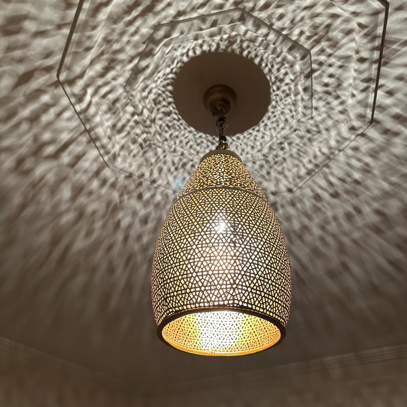 Moroccan Handmade Brass Ceiling Pendant Light (Hennuba)