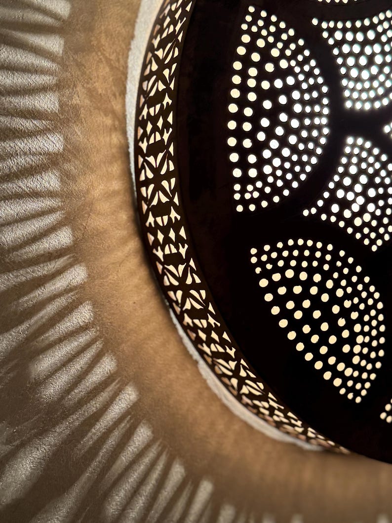 Order by Size : Moroccan handmade brass round wall light lamp (Taliouine)
