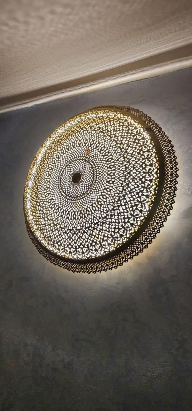 Order by Size : Moroccan handmade brass round wall light lamp ( Midelt)