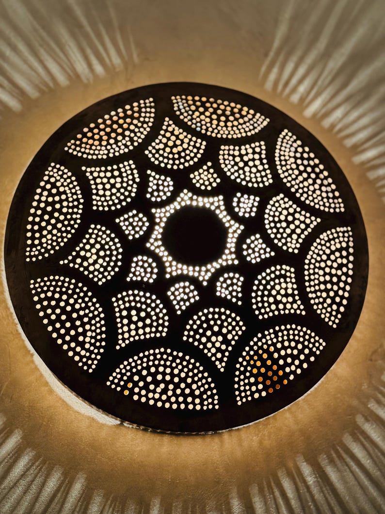 Order by Size : Moroccan handmade brass round wall light lamp (Taliouine)